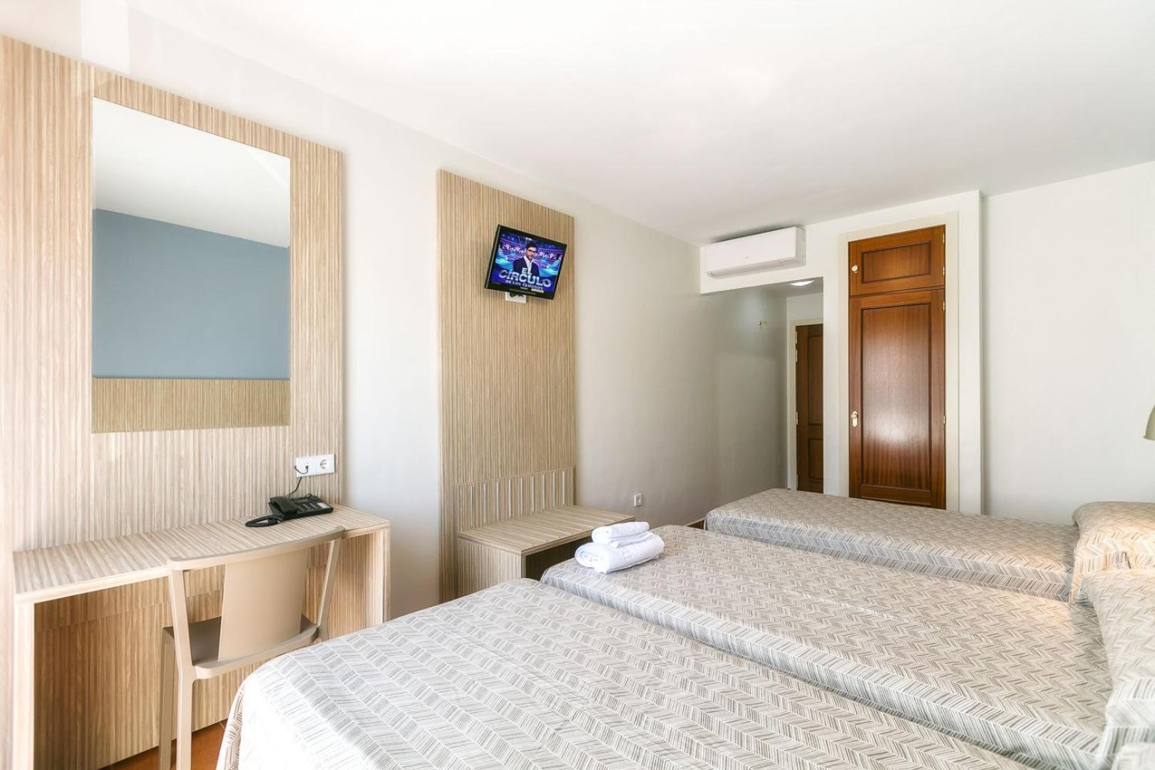 Hotel Galicia Fuengirola Bagian luar foto