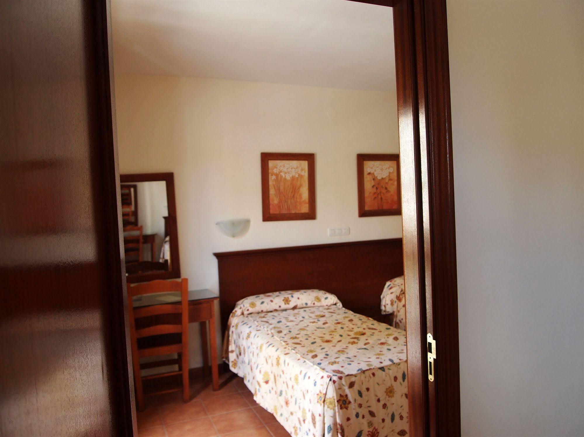 Hotel Galicia Fuengirola Bagian luar foto